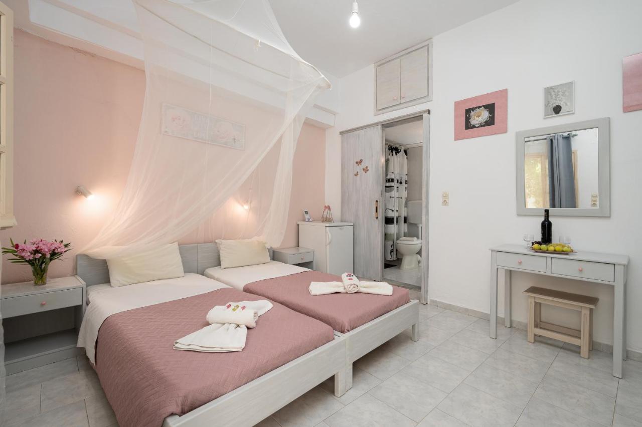 Sofia Rooms Пицидия Экстерьер фото